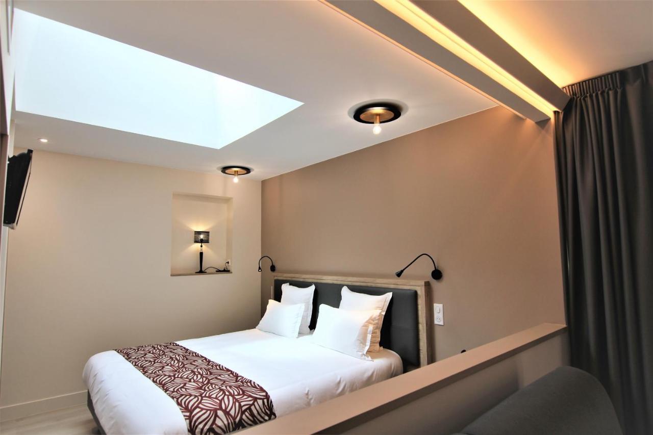 Hotel Montaigne Сарла-ла-Канеда Экстерьер фото