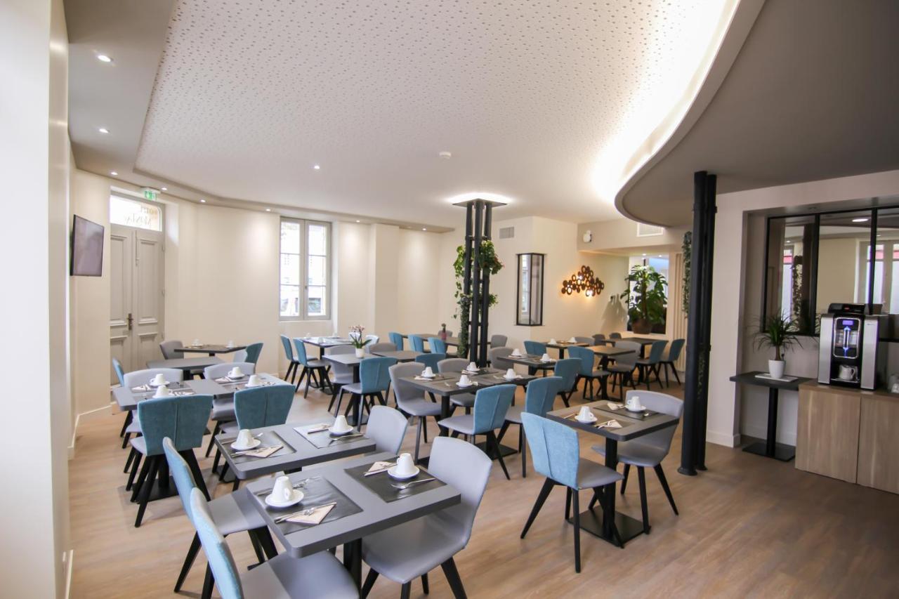 Hotel Montaigne Сарла-ла-Канеда Экстерьер фото